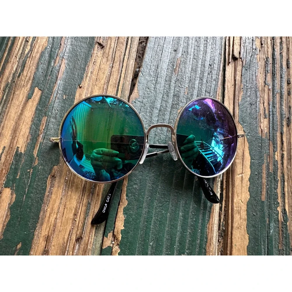 Owl Eyewear Round Mirrored Sunglasses Blue Purple Silver Tone Retro Circle A3108